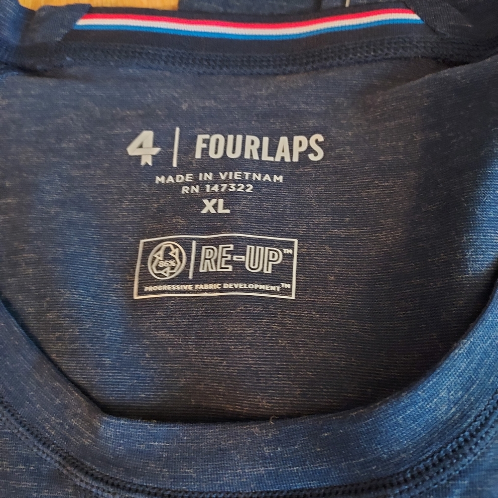Fourlaps Level Tech Tee Shirt Size XL Navy Blue
